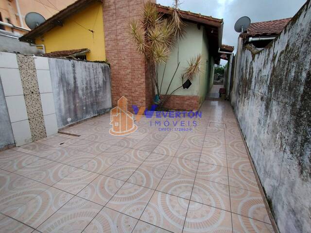 Casa para Locação em Mongaguá - 1